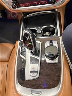 بي ام دبليو الفئة 7